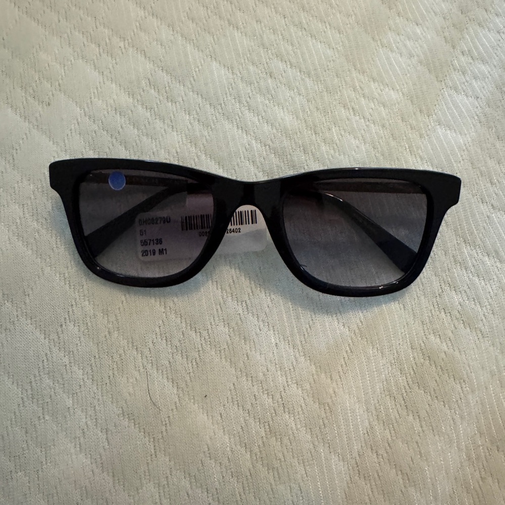 New Coach Stylish Blue Sunglasses